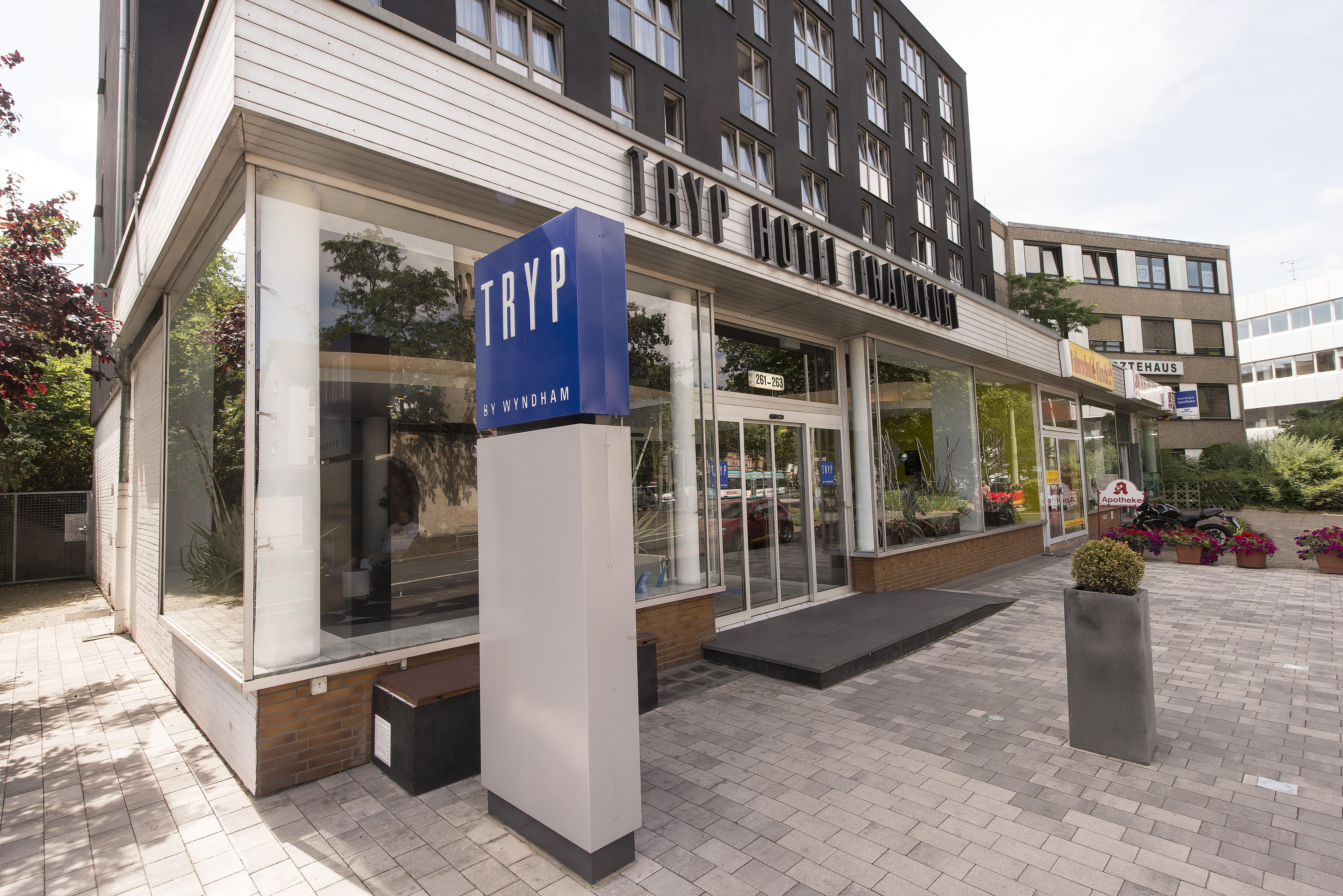 Tryp By Wyndham Frankfurt Hotel Frankfurt am Main Exterior photo